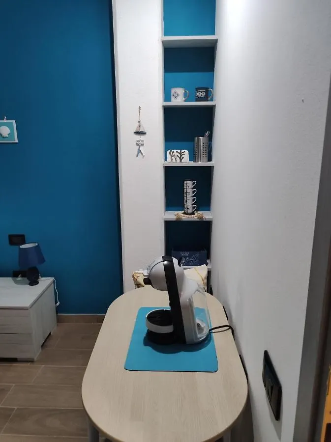 A Casa Di Lina Otel Olbia 0*,